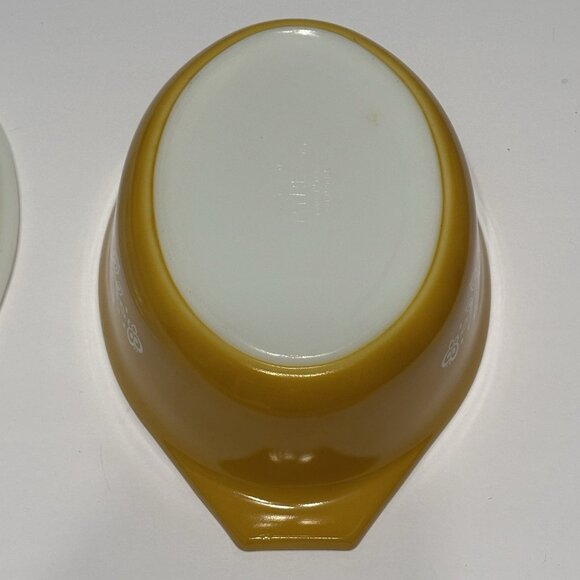 Vintage 70s Pyrex Butterfly Gold 1-1/2 Qt Oval Casserole Dish with lid 043/943 - Picture 6 of 15